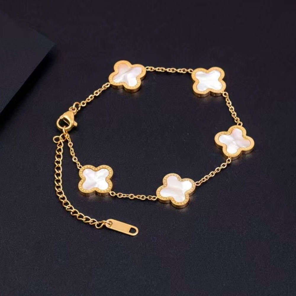 Women’s Gold Plated Clover Bracelet Boho Style Clover Stainless Steel Bracelet
